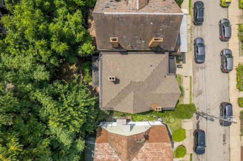 7706 Cannon St, Pittsburgh PA  15218-2109 exterior