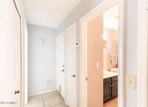 3036 Bluefield Ave, Phoenix AZ 85053-1125 exterior