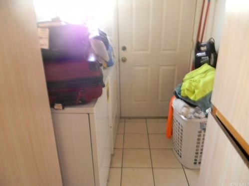 3528 Valley Way, Riverside CA  92509-1447 exterior