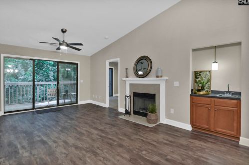 234 Edgewater Ln, Cayce-West Columbia, SC 29169-6942