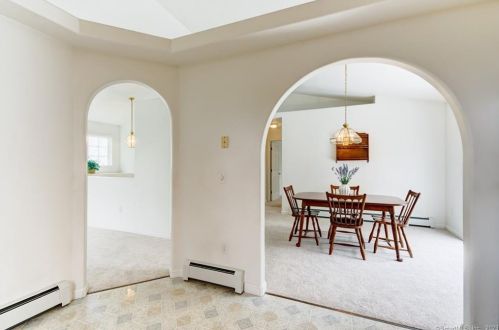 159 Azalea Dr, Groton CT  06340-4126 exterior