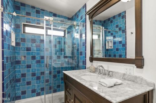 128 Camarillo Ave, Oxnard CA  93035-4605 exterior