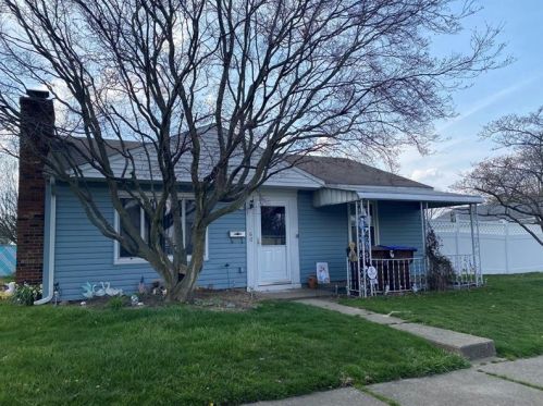 960 Crowder Ave, Hermitage, PA 16146-2837