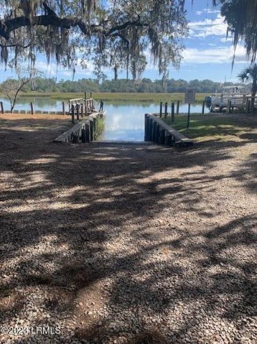 1608 Deanne Dr, Beaufort, SC 29902-4215