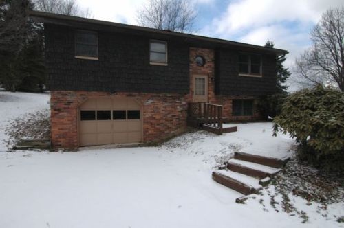 276 Mccleary Rd, Hookstown, PA 15050-1703