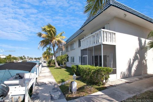 11 Sombrero Blvd, Marathon, FL 33050-5422
