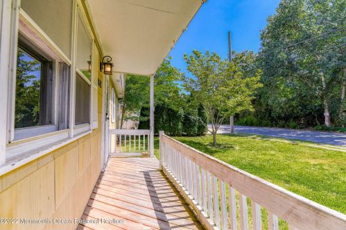 1612 Evans Rd, Lacey NJ  08731-3326 exterior