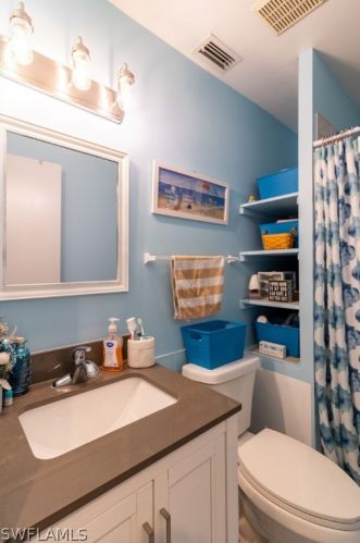 12 Heath Aster Ln, Lehigh Acres FL 33936-7347 exterior