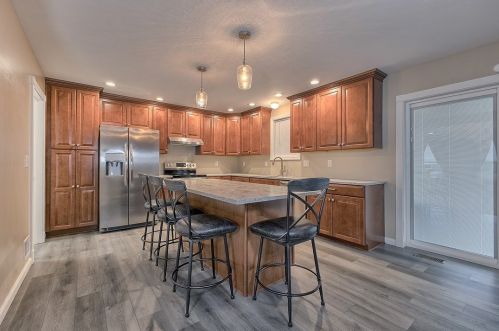 5268 Center Dr, Latrobe PA  15650-2770 exterior