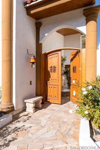 9 Sixpence Way, San Diego, CA 92118-3213
