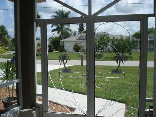2204 6th Ave, Cape Coral, FL 33909-4385