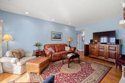 105 Isleworth Way, Gibsonia PA  15044-6083 exterior