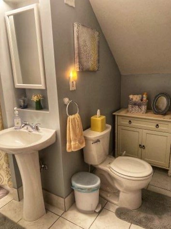 3828 Kingsway Dr, Crown Point IN  46307-8982 exterior