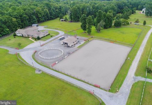 9600 T Pat Rd, Spotsylvania VA  22551-5352 exterior