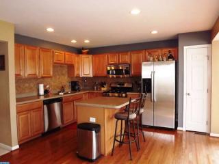 62 Rinehart Rd, Pottstown, PA 19465-6607