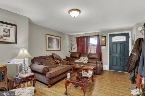 1249 Rolleston St, Harrisburg PA  17104-2835 exterior