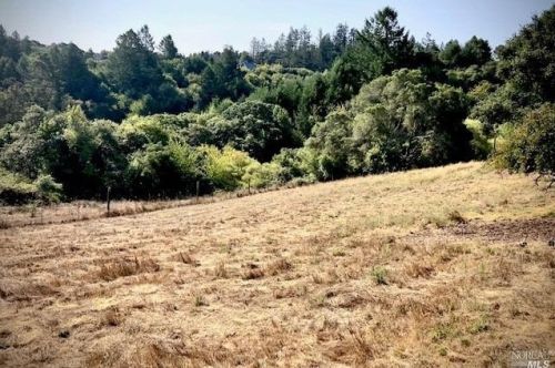 3431 Burnside Rd, Sebastopol CA  95472-9139 exterior