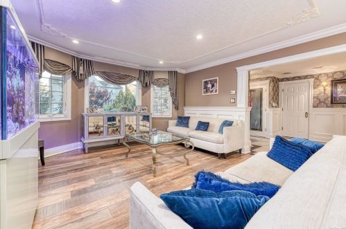 2672 Rachel St, North Bellmore NY  11710-5414 exterior