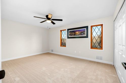 107 Forest Edge Dr, Sewickley PA  15143-8928 exterior