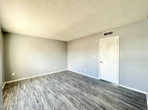 3526 Dunlap Ave, Phoenix AZ  85028-4980 exterior