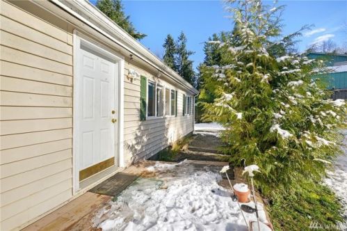 11602 203 Ave, Sumner WA  98391-6626 exterior