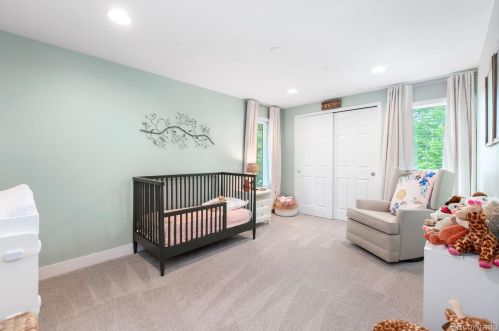 7869 Valentia St, Englewood CO  80112-3301 exterior