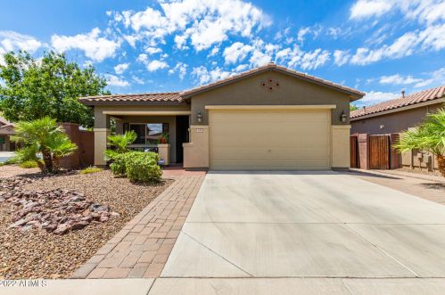 243 Stanley Ave, San Tan Valley, AZ 85140-6677
