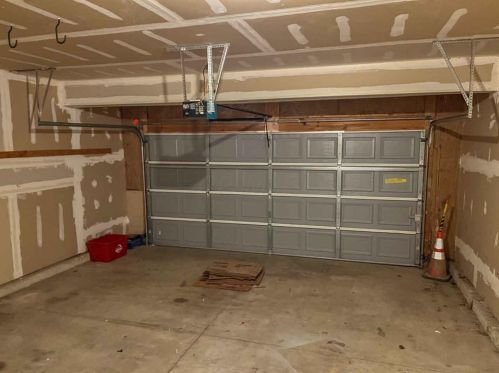 115 Springhouse Dr, Englewood OH  45322-8795 exterior