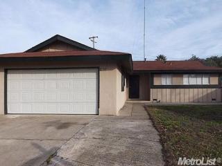 7405 Muirfield Way, Sacramento, CA 95822-5324