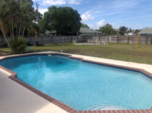 501 Violet Ave, Fort Pierce, FL 34983-8740
