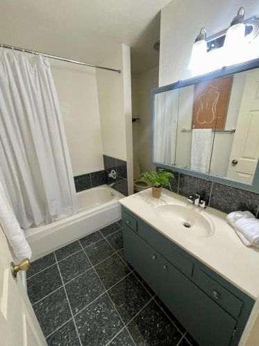 212 Cross St, Woodland CA 95695-4607 exterior