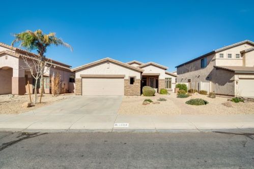 1688 Linda Ln, Gilbert, AZ 85234-6140