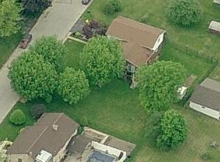 606 6th St, Youngwood, PA 15697-1516