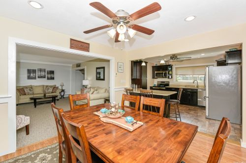 33 Marc Dr, Panamoka NY  11961-2105 exterior
