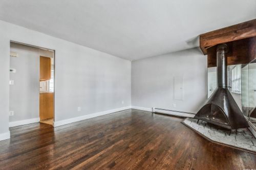 2792 Beach Ave, North Bellmore, NY 11710-4704