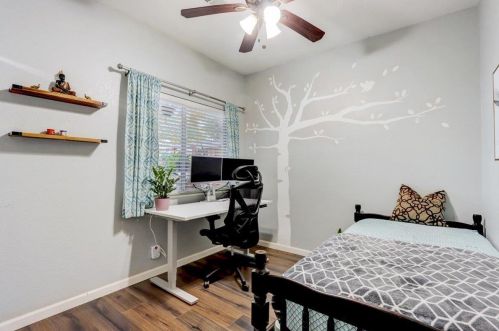 230 Birch Creek Dr, Pleasanton CA  94566-6781 exterior