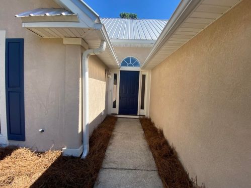 118 Las Brisas Way, Saint George Island, FL 32328-3230