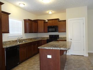 5562 Oak Chase Dr, Antioch TN  37013-4248 exterior