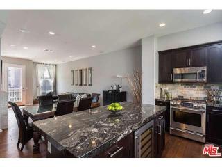6503 La Mirada Ave, Los Angeles, CA 90038-1403