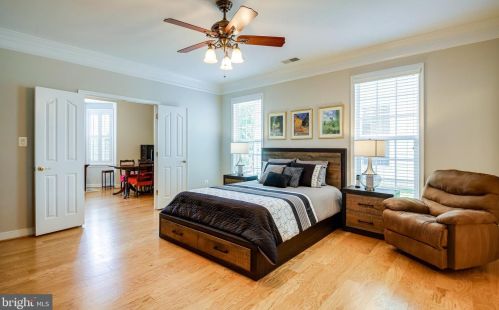 9517 Moonen Bay Ln, Bristow VA  20136-3515 exterior