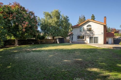 1512 Mansfield Ct, Upland CA  91784-7963 exterior