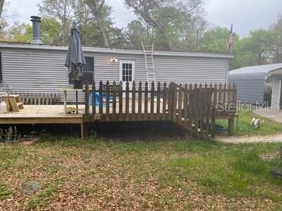 16734 2nd Street Rd, Silver Springs FL  34488-5349 exterior