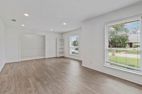 3212 Pinehurst Dr, Plano TX  75075-1761 exterior