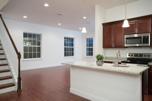 1698 Shore Ter, Orlando, FL