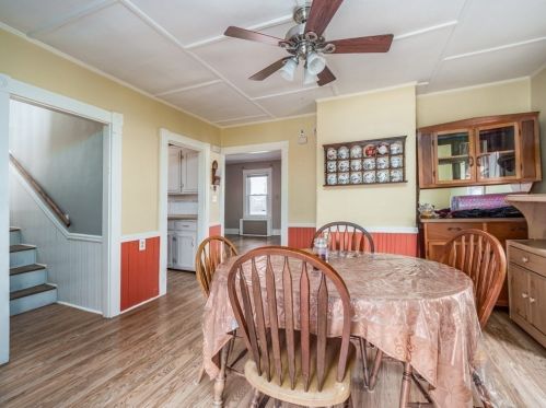 122 Clark St, New Bedford MA 02740-7023 exterior