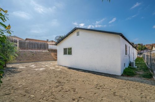 4910 Magnus Way, San Diego CA  92113-3518 exterior