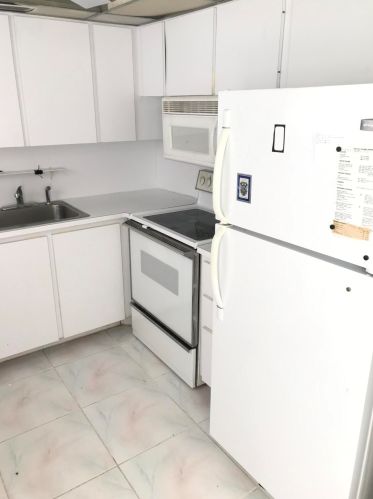 213 Dorchester J, West Palm Beach, FL 33417-1457