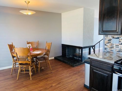 11259 Knott Ave, Cypress CA  90630-5401 exterior