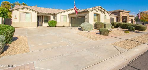 3364 Hopkins Rd, Gilbert, AZ 85295-2117