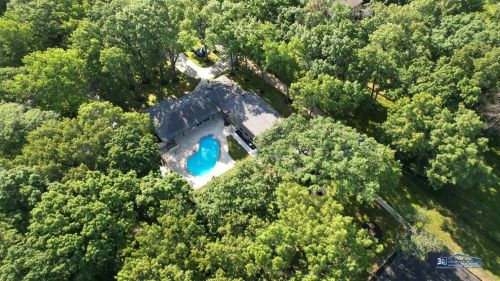 2716 Edgewood Dr, Dyer IN  46311-2309 exterior